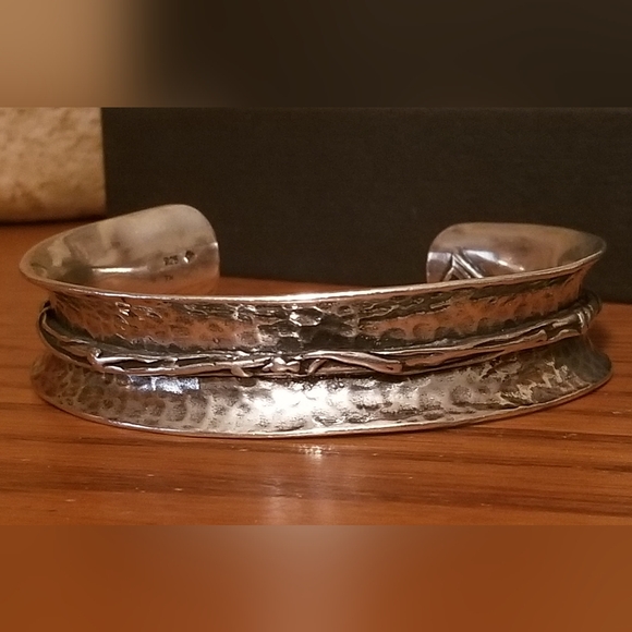 Rare Silpada Sterling Silver Cuff Bracelet - Picture 2 of 15